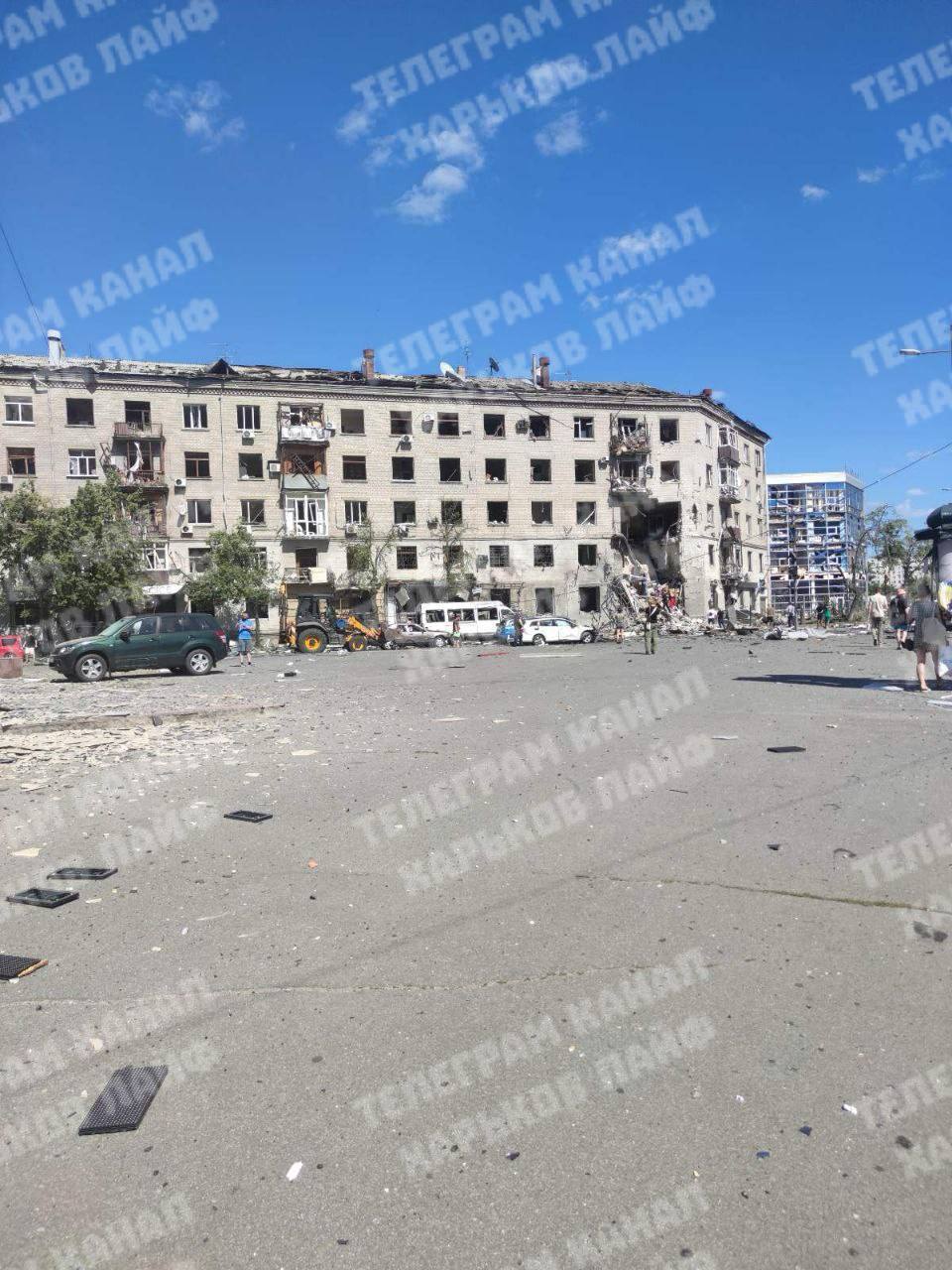 Photos of aftermath of Russian attack on Kharkiv residential building
