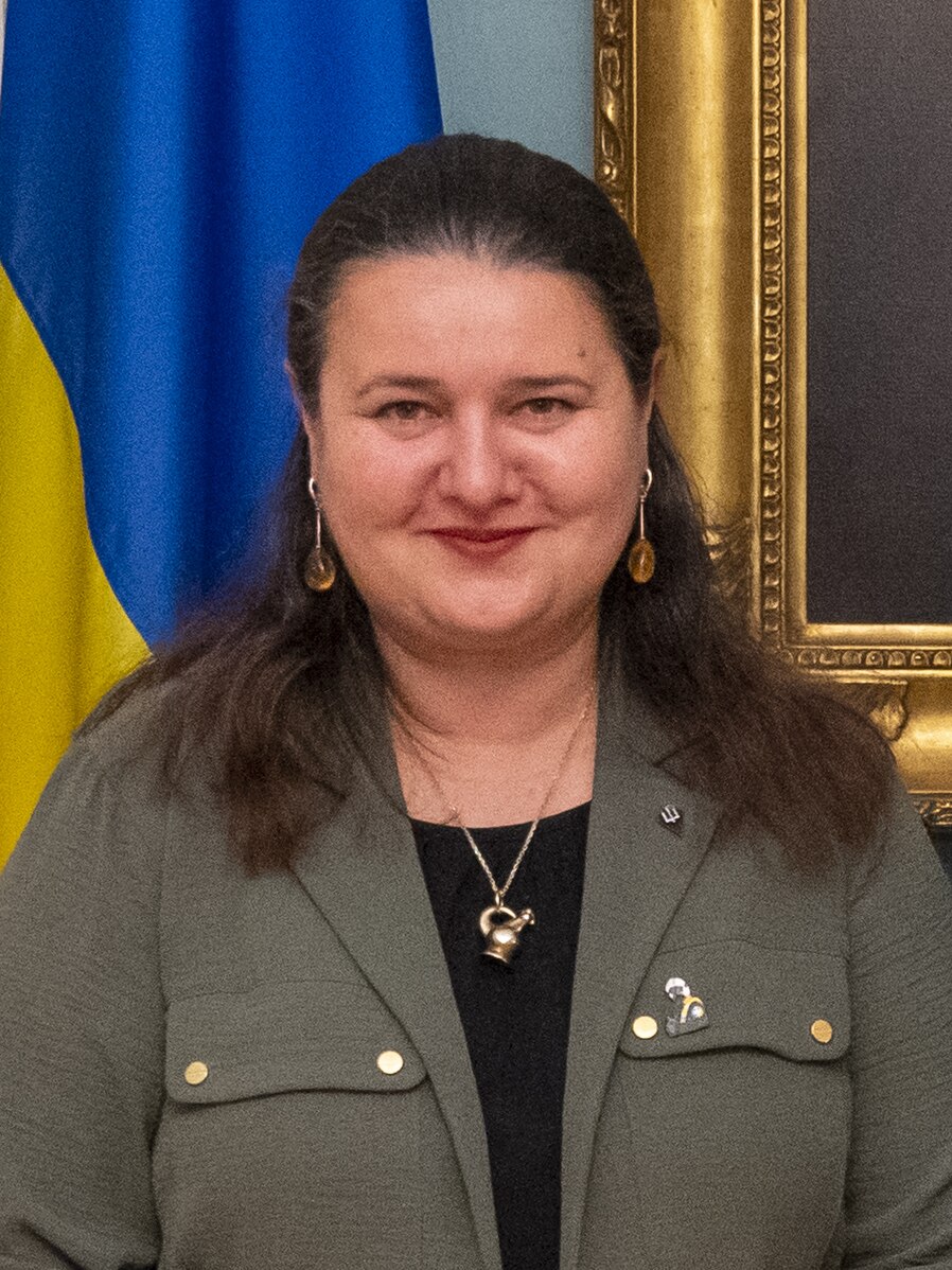 Zelensky considers replacing US ambassador after election visit fallout