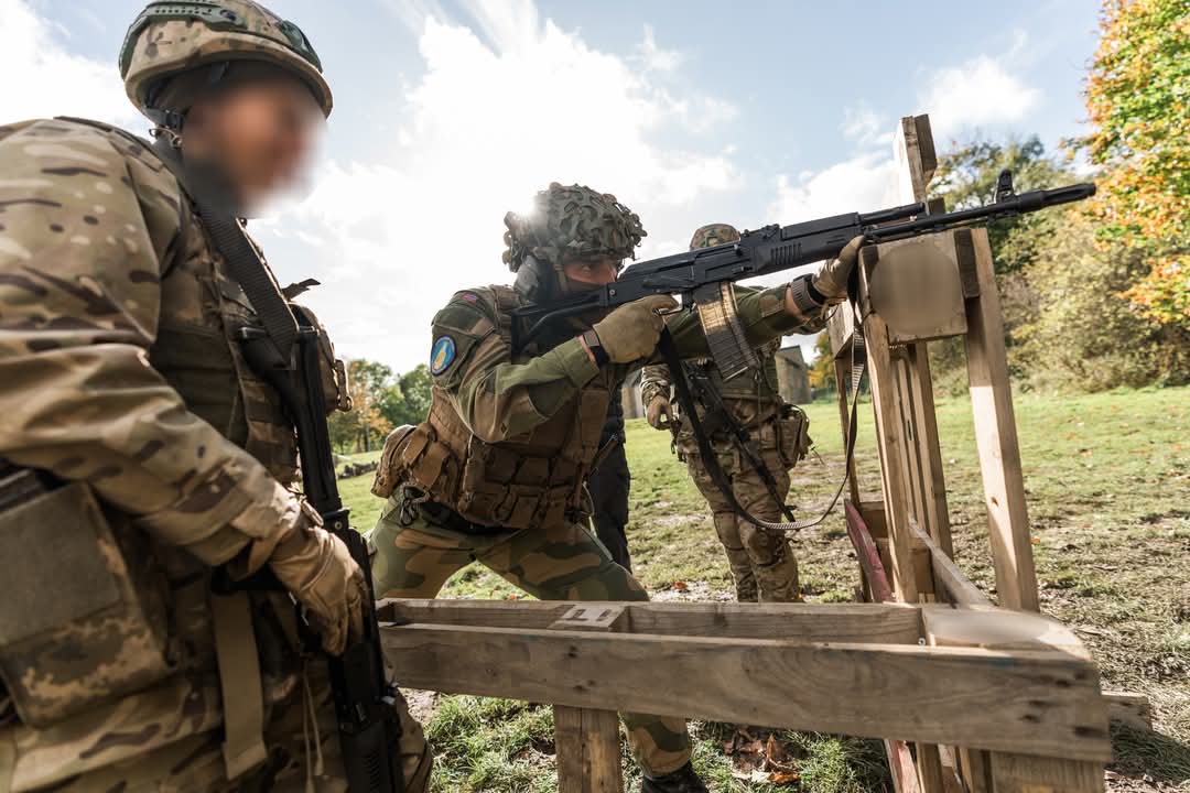 Norwegian instructors train Ukrainian military in the UK