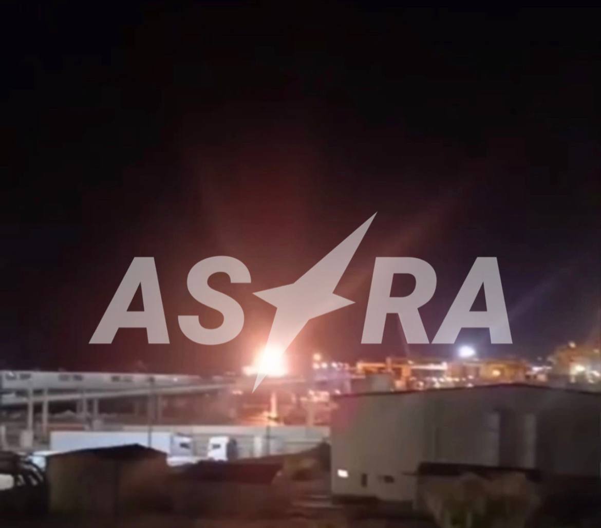 Nighttime attacks on Russian oil facilities