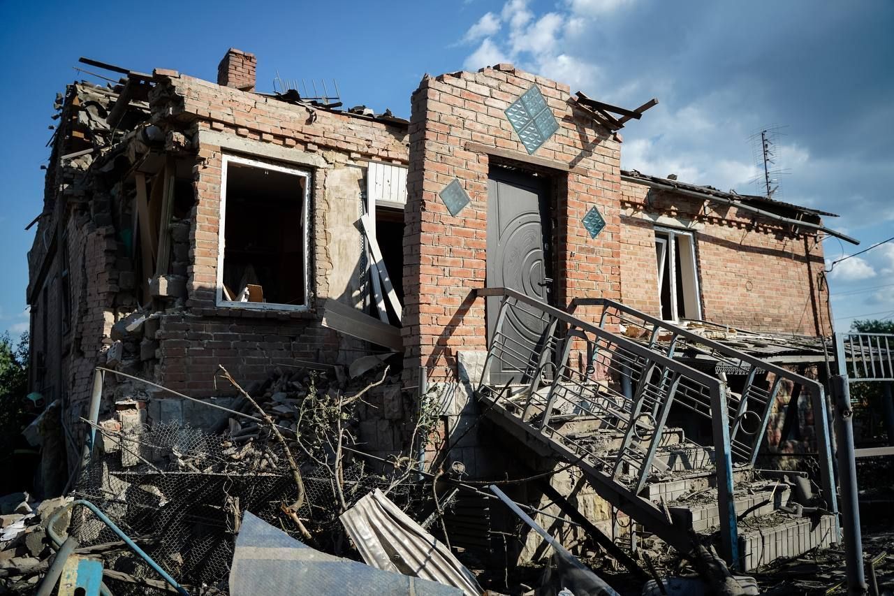 Woman wounded in air attack dies