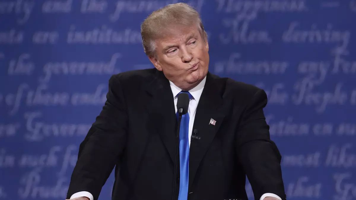US Threatens 100% Tariffs on Russia if Ukraine Peace Deal Not Reached in 50 Days