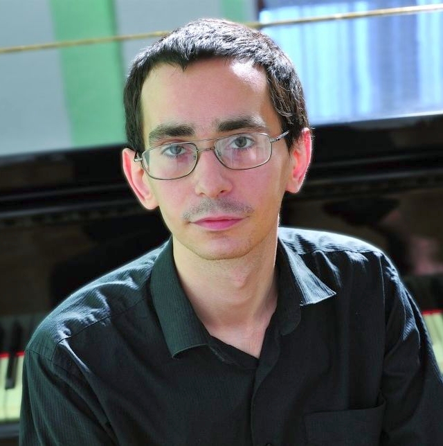 Anti-war Russian pianist Pavel Kushnir arrested for protests against Ukraine war