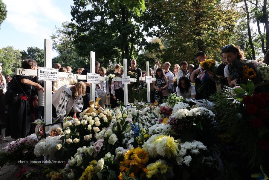 7 killed in Lviv missile attack, including mother and three daughters