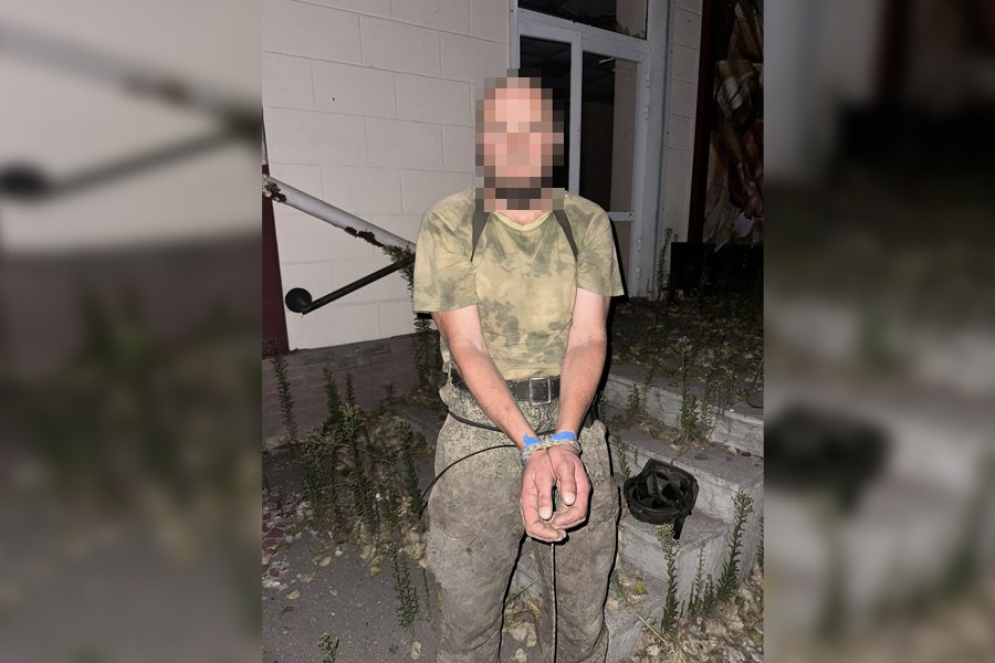 Ukrainian National Guard captures Russian soldier in Zaporizhzhia direction