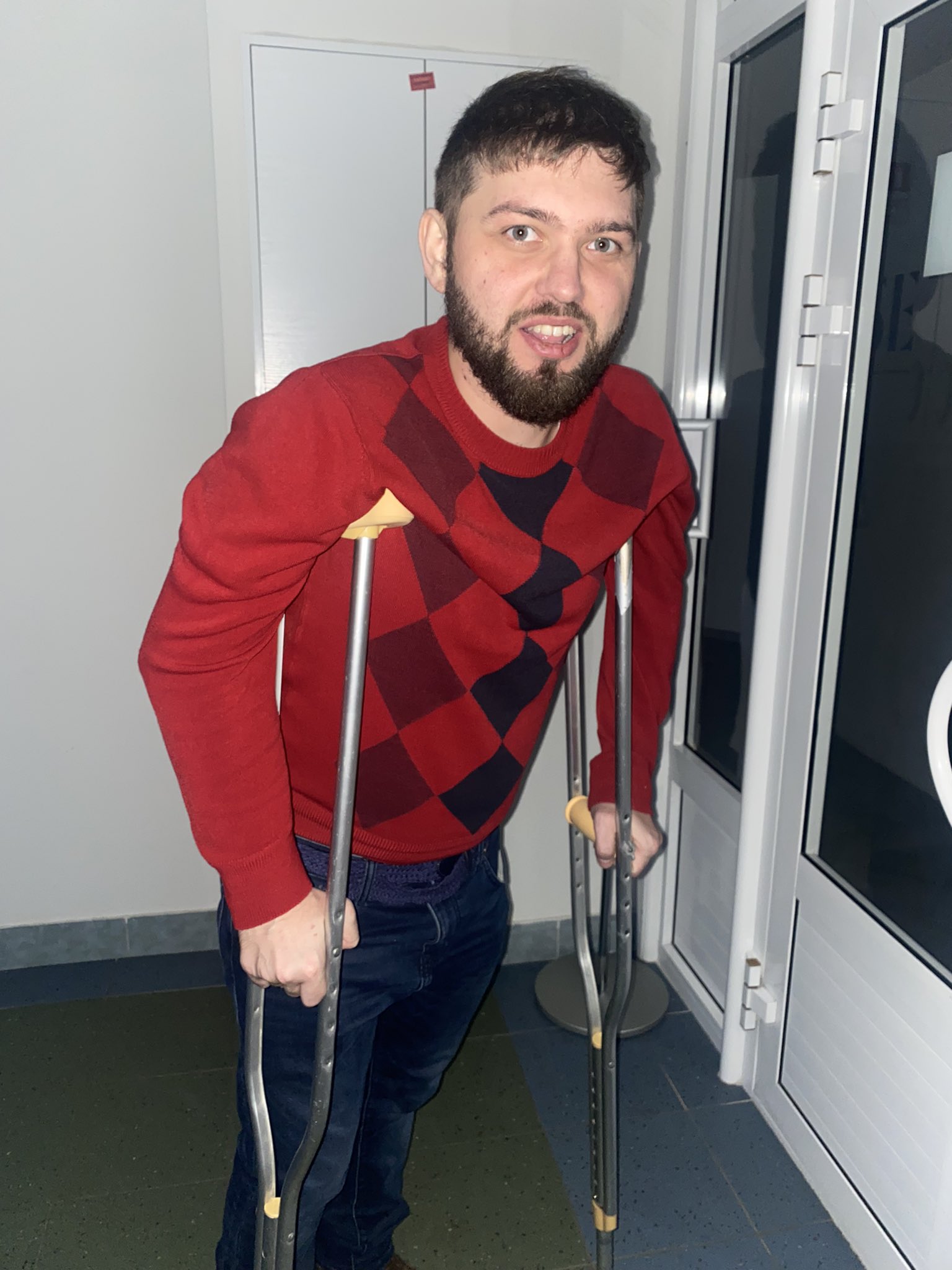 Yaroslav on crutches climbs stairs due to blackout