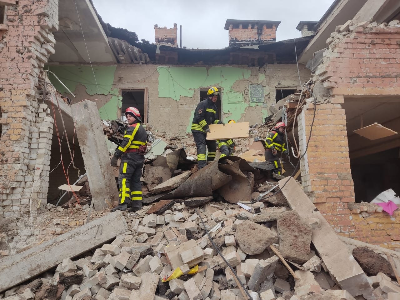 Descas 70: Russian attacks kill civilians in Ukraine