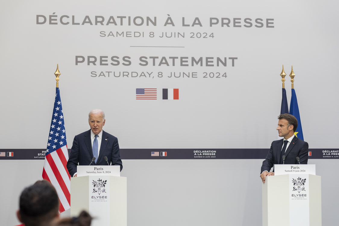 Biden and Macro discuss support for Ukraine