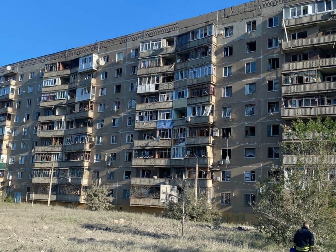 Night-time Russian bombing of civilian neighborhoods in Kramatorsk fails