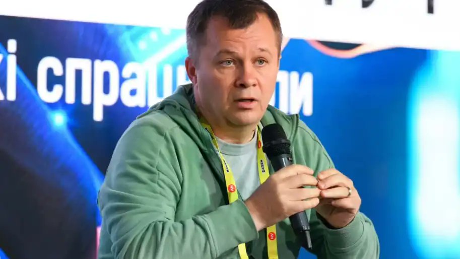 Ukraine won’t surrender; Zelenskyy can reform coalition to resist pressure