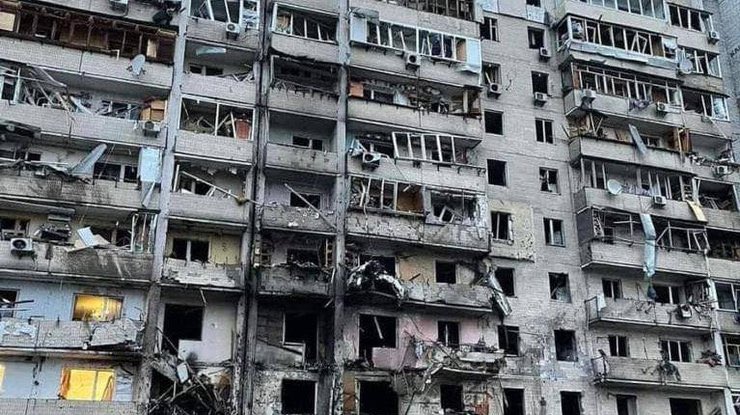 Kyiv pictures: this night will be the toughest