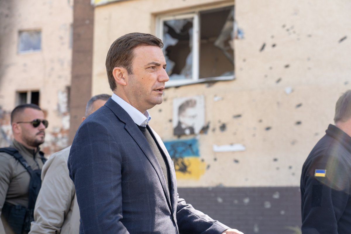 North Macedonia FM Osmani visits Irpin, condemns war crimes