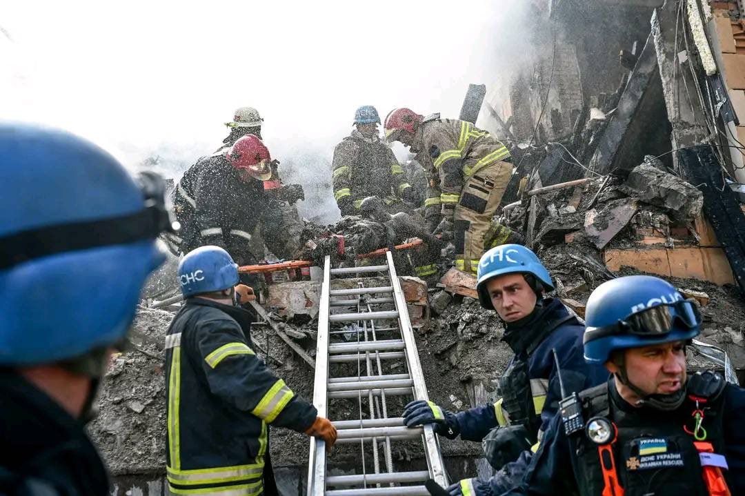 Russian attack on Zaporizhia kills 17 Ukrainians, including a child