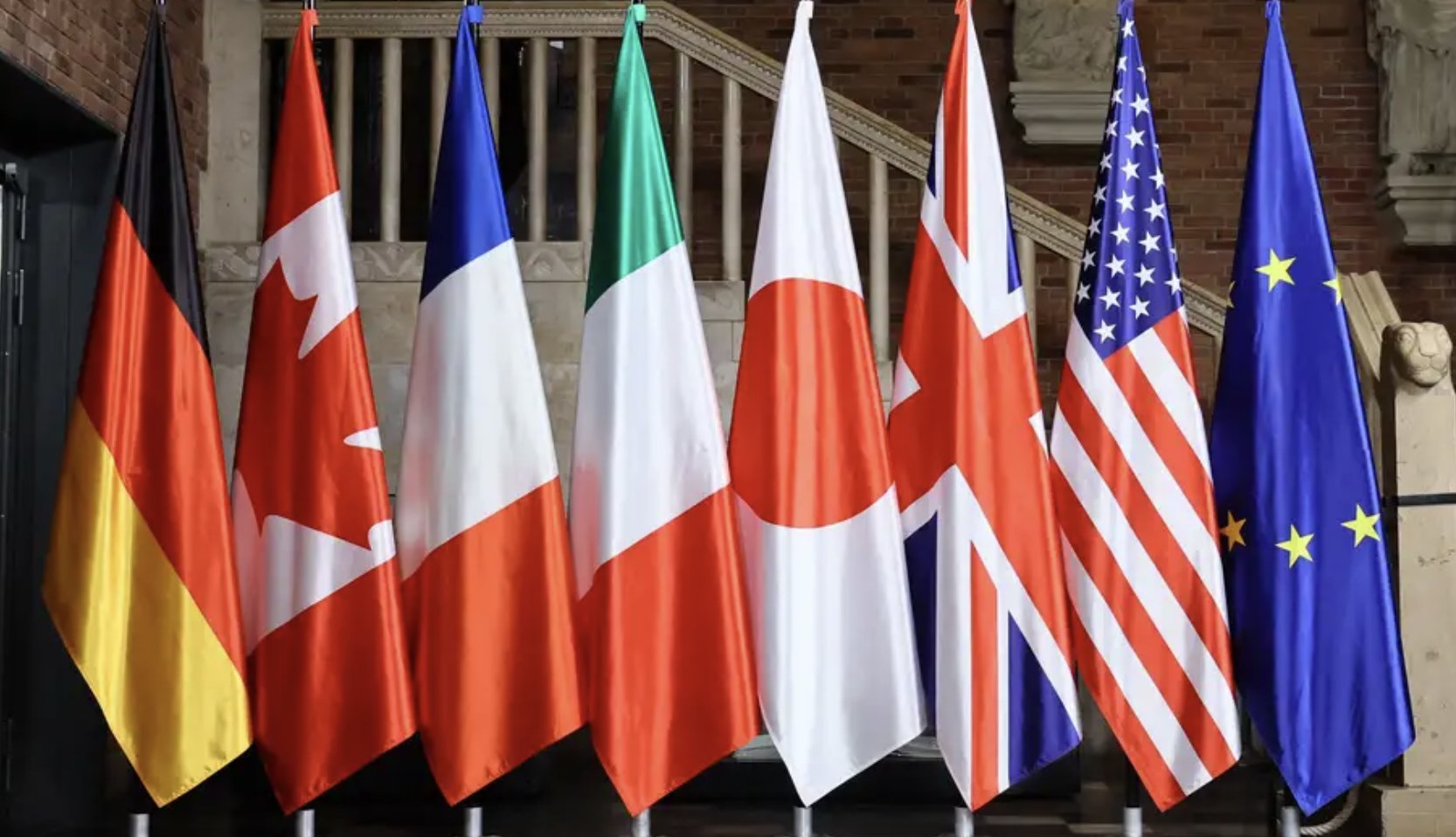 G7 holds Russian $300B assets, backs Ukraine with $524B reconstruction