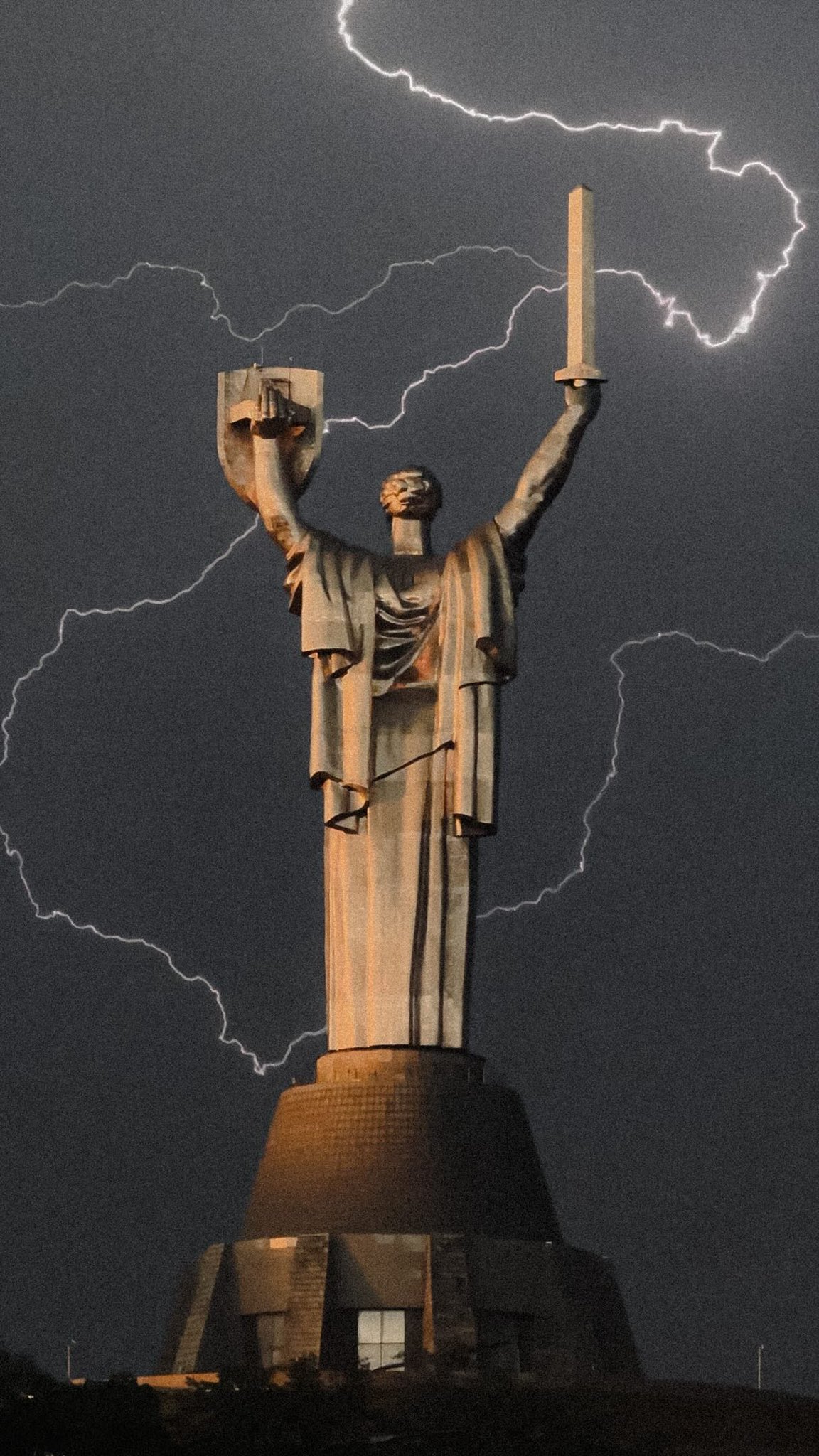 Thunder rolls over Kyiv, a beautiful and powerful sight