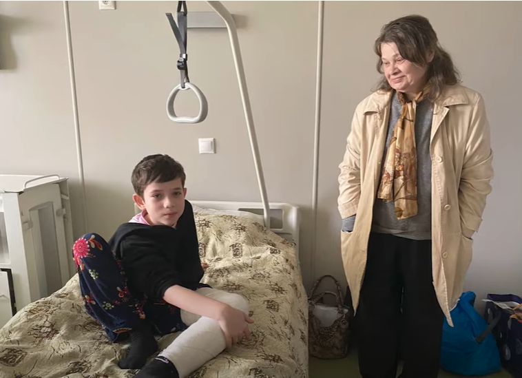Enfant de Mariupol traumatisé par l’invasion russe