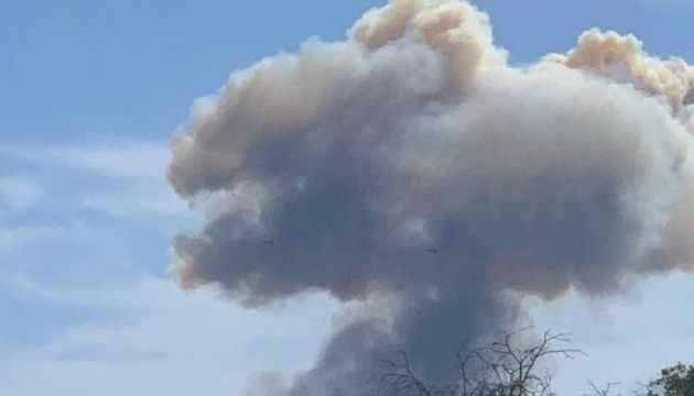 Russian strikes hit 15 settlements in Kherson, no casualties