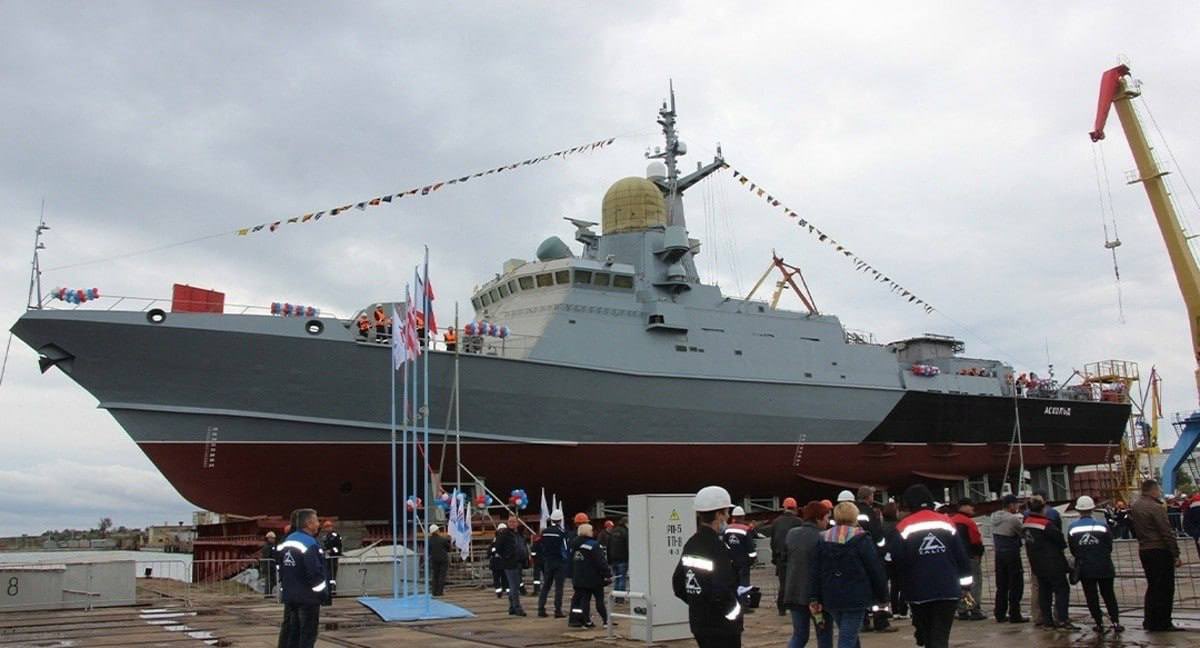 Zelensky on War Stalemate; Kyiv Strikes Russian Carrier