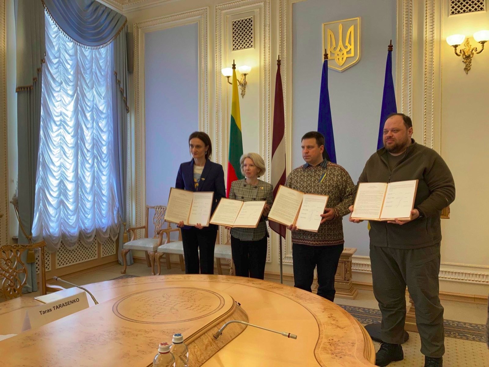 Baltic parliamentarians visit Kyiv to support Ukraine