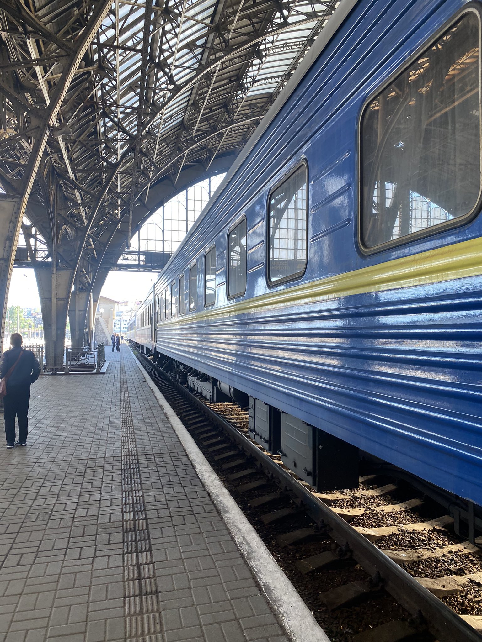 Day 102: Russia bombs Kyiv railway; Ukraine launches limited counteroffensive