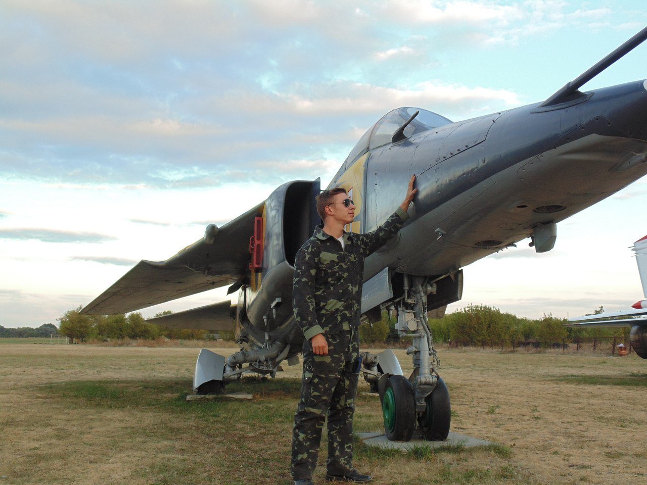 Ukrainian top pilot Anton Lystopad killed in action