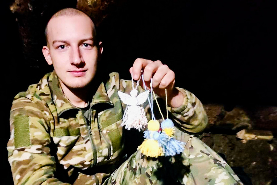 Children’s drawings and letters inspire Ukrainian soldiers on the front lines