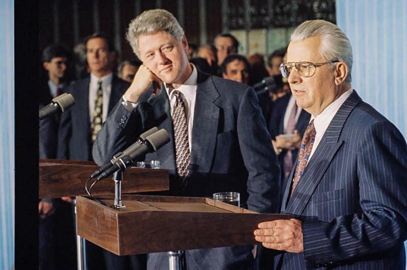 Ukraine’s 1996 nuclear disarmament and Russia’s subsequent invasion