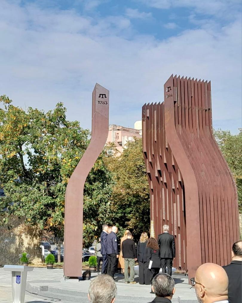 French Embassy in Kyiv Honors Crimean Tatar Genocide Victims