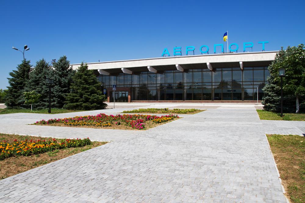 Kherson Airport: Before and After Russian ‘Liberation’