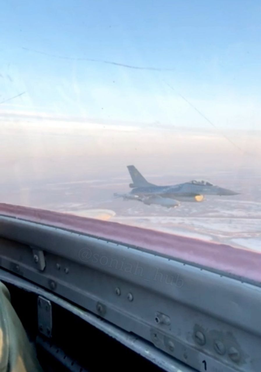 Ukrainian Air Force F-16 escorts MiG-29 during drone defense