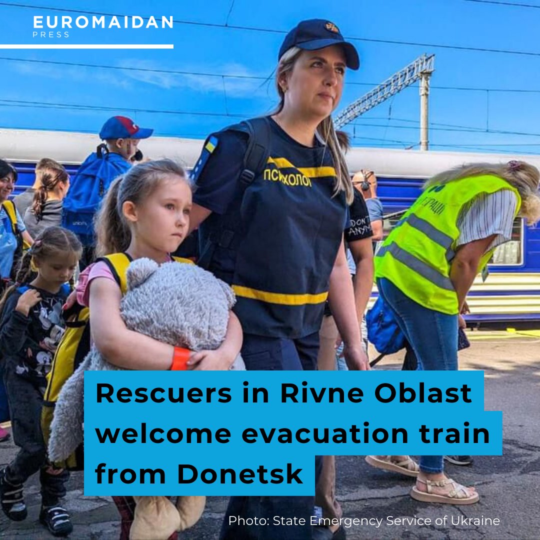 Rescuers welcome 30 Ukrainians, including 14 children, fleeing Donetsk bombings