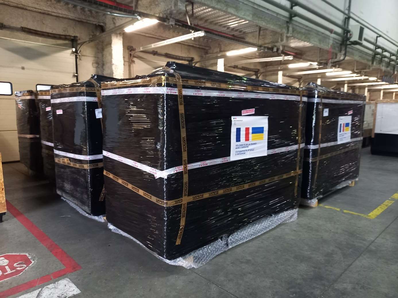 France donates 41 generators to Kharkiv and Chernihiv