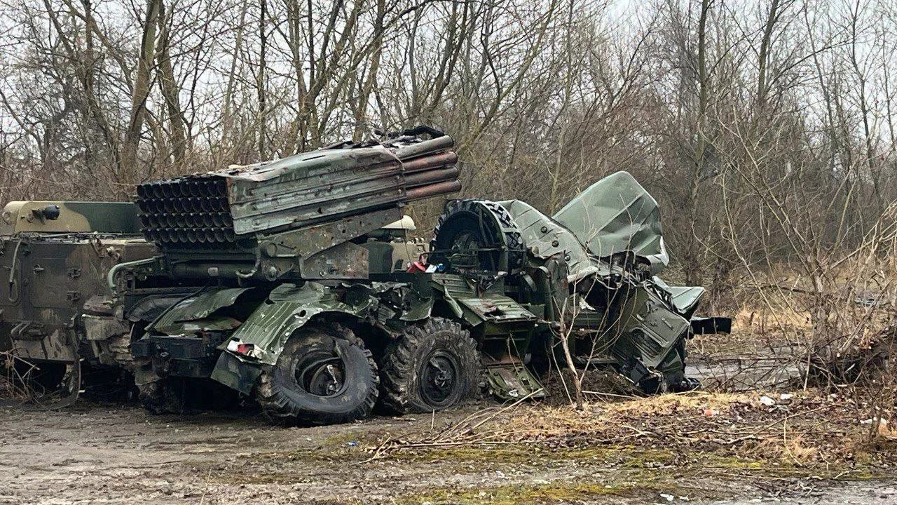 Belarusian prisoners forced to sew military uniforms