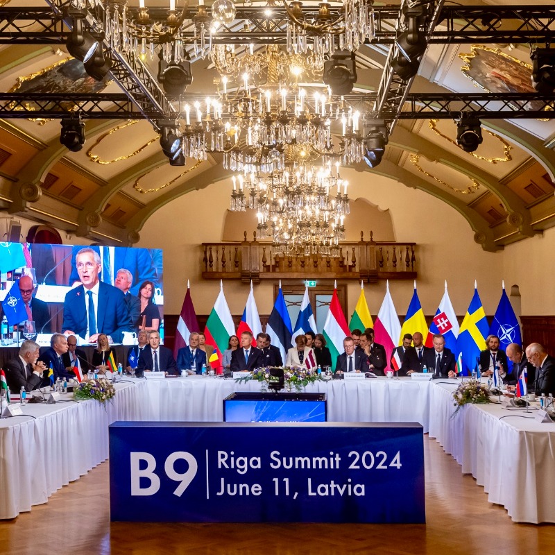 NATO Secretary General meets B9 leaders on defense and Ukraine