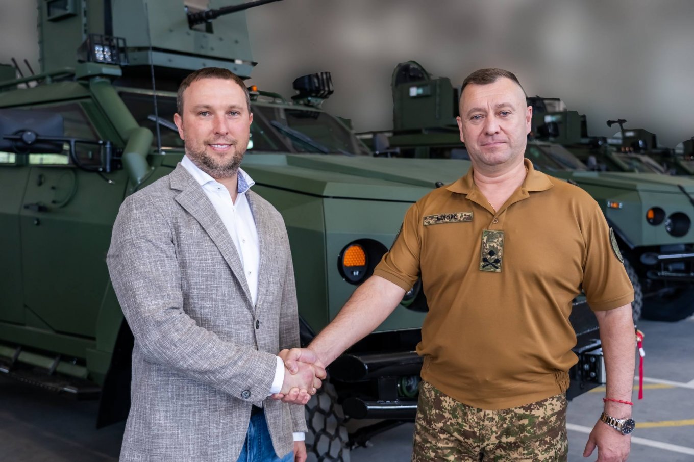 Ukrainian Armor delivers Novator-2 vehicles with electronic warfare systems