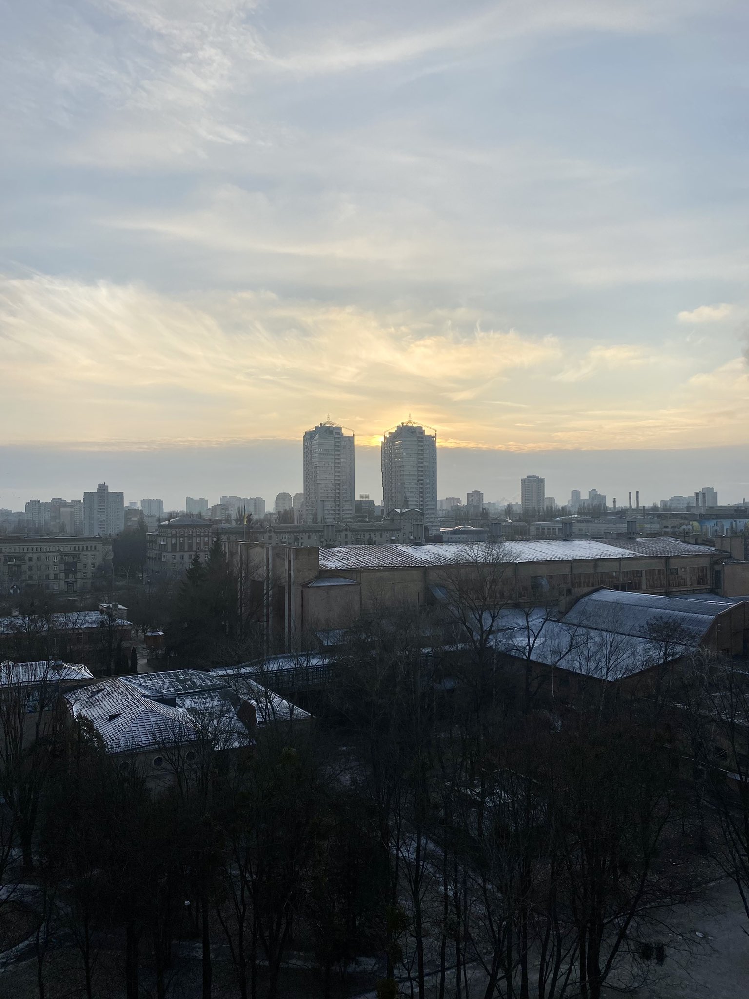 Peaceful Saturday in Kyiv under a cold beautiful sky