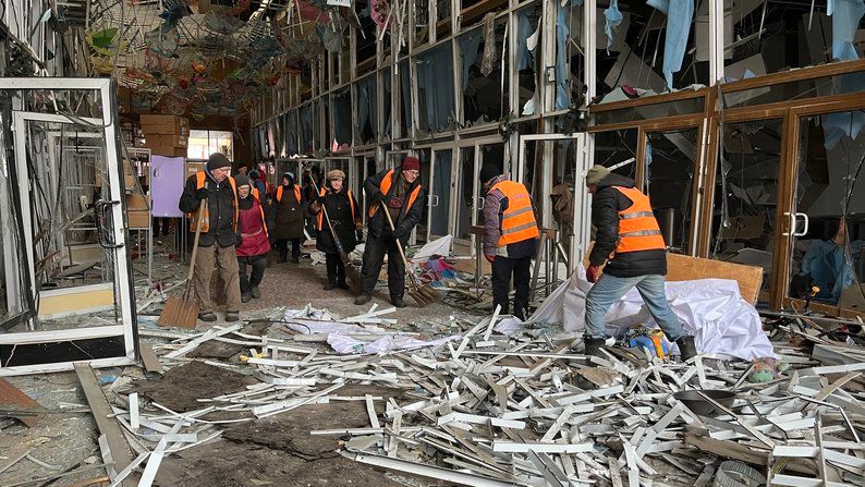 Russia damages Kharkiv’s largest marketplace