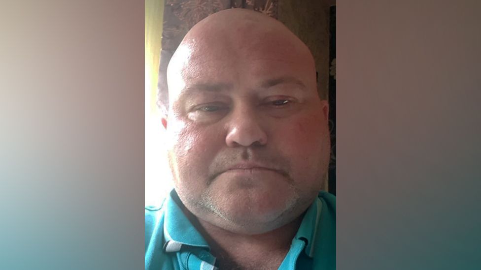 British aid worker dies in custody of pro-Russian separatists