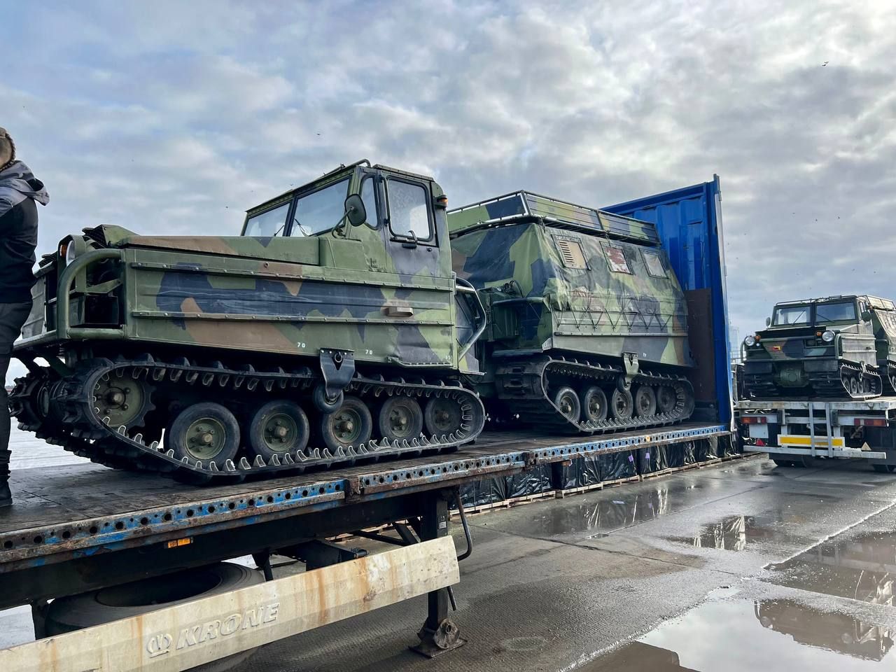 Ukraine receives Bandvagn 202 vehicles from Latvia