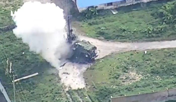 Ukrainian Special Forces hit Russian R-416GM station