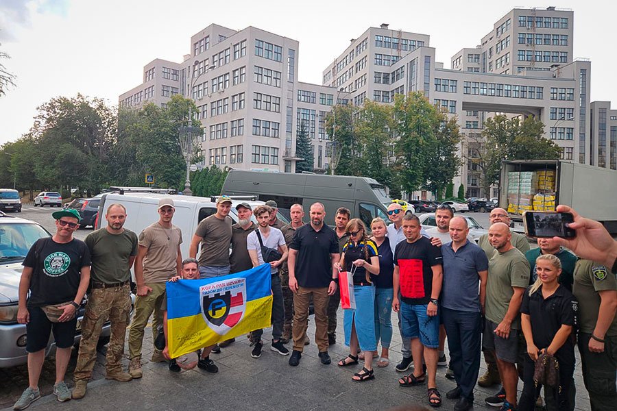 5th Slobozhanska Brigade of National Guard receives Mitsubishi Shogun from volunteers