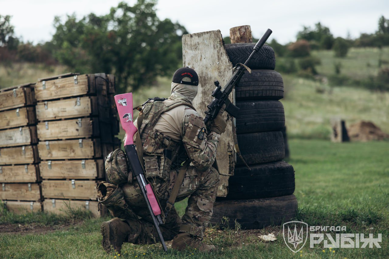 Training of the Rubizh National Guard Brigade