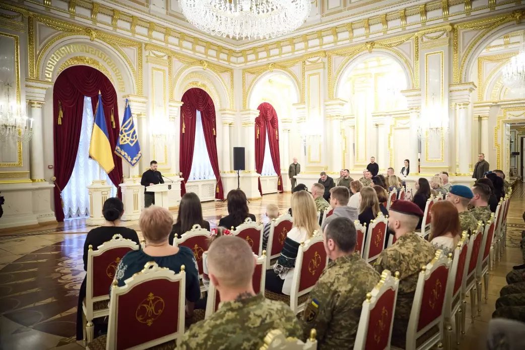 President Zelenskyy awards state honors to National Guard service members
