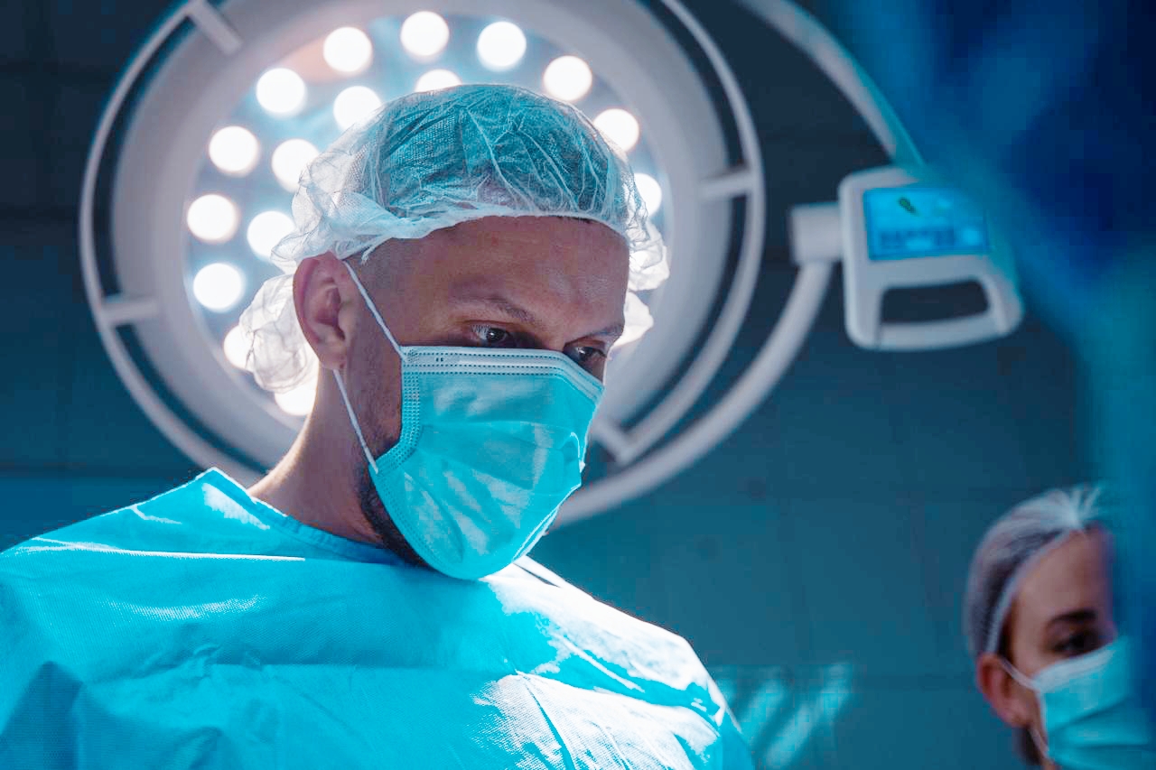 24 hours with frontline surgeons: amputations from mines and drones