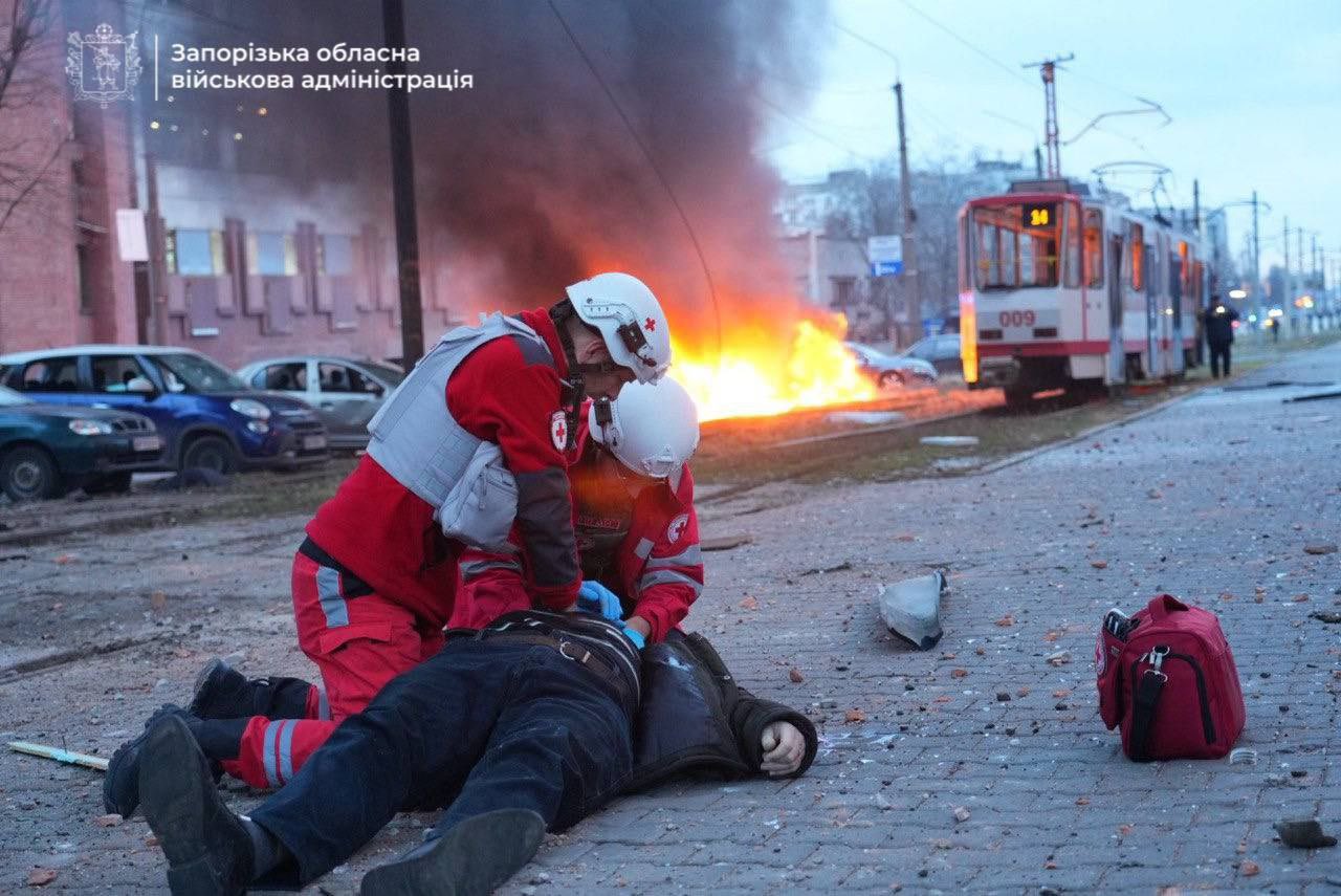 Zaporizhzhia: Ukrainian civilians murdered, questioning Western media attention.