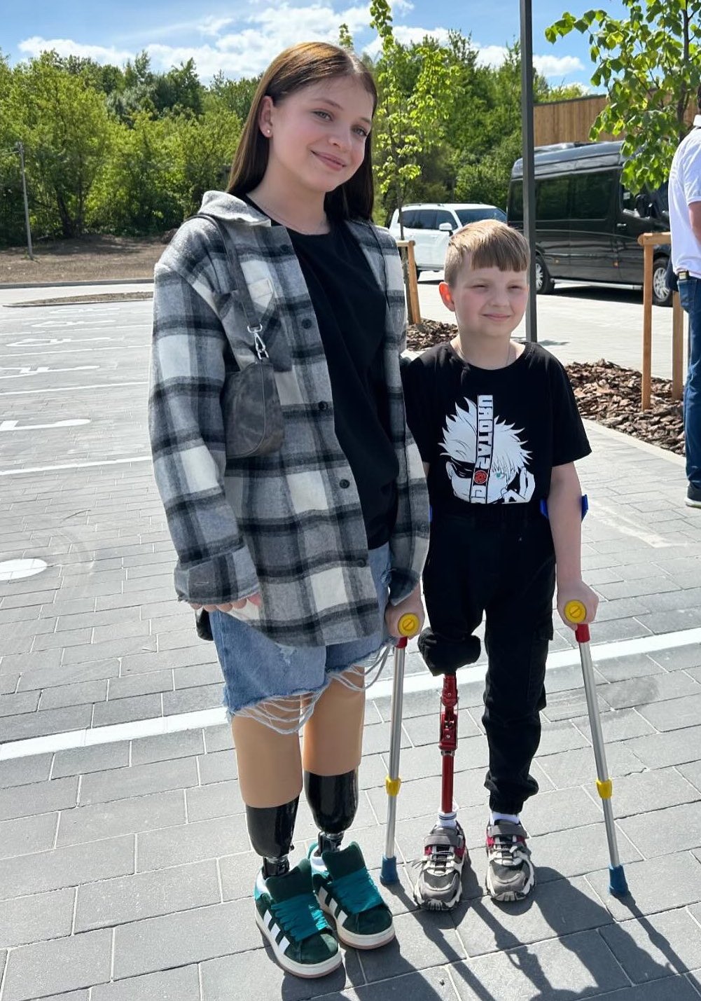 Yana and Mykhailo meet at new Lviv prosthetics center opening