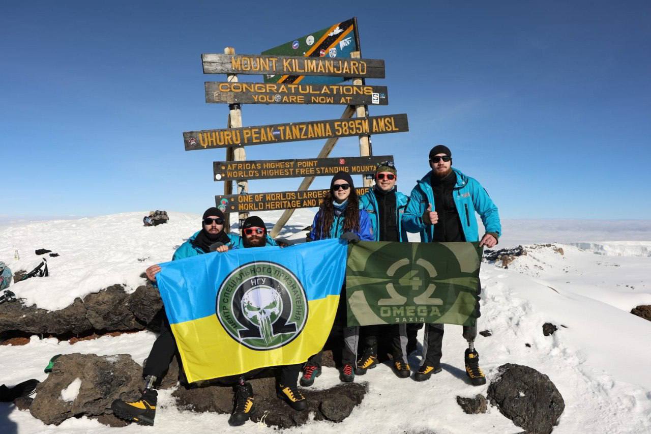 Ukrainian wounded soldiers climb Kilimanjaro
