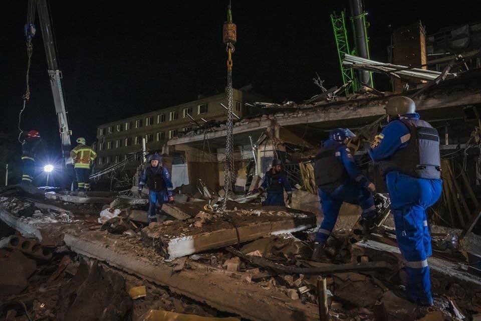 Russian missile attack on Kramatorsk kills at least eight, including three children