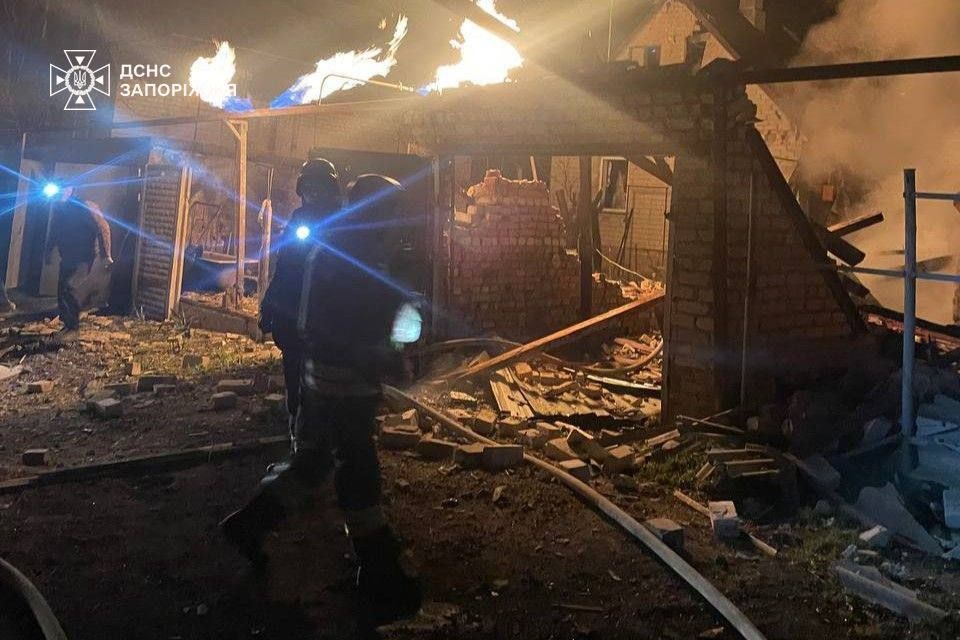 Russian drone attack hits Zaporizhzhia as Trump seeks peace