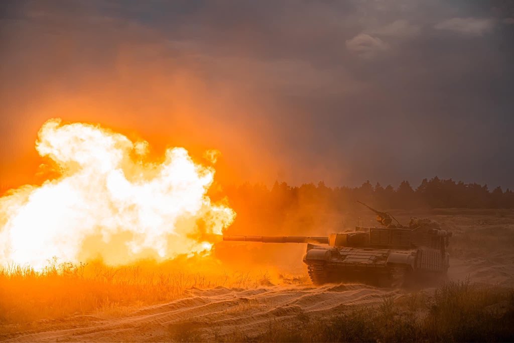 Photos: Skill and Accuracy of Tanks from the 23rd Mechanized Brigade in Combat